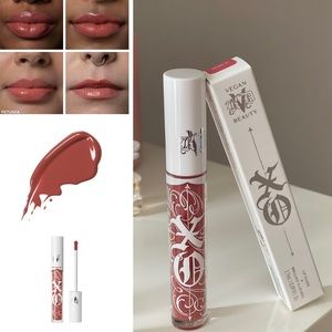 Kvd lipgloss tono PETUNIA